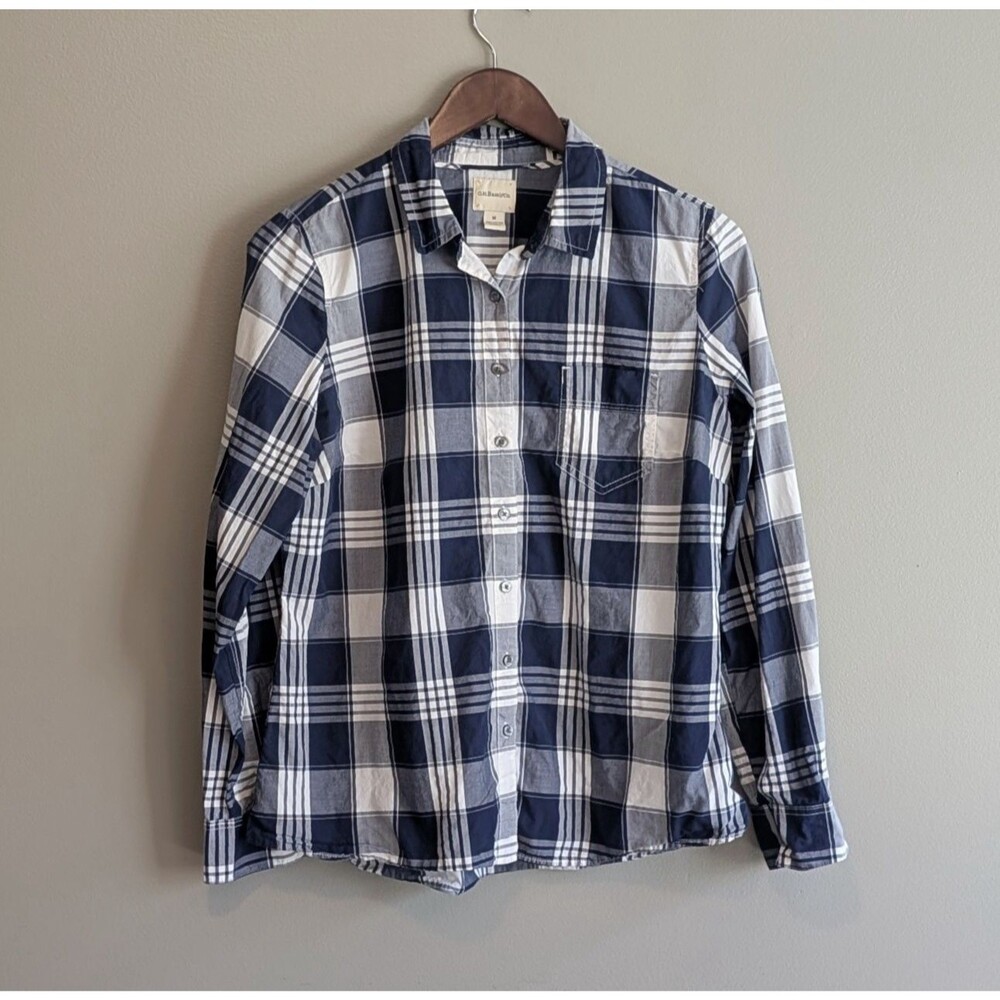 GH Bass Womens Medium M Blue Plaid Lightweight Long Sleeve Button Up Shirt Top